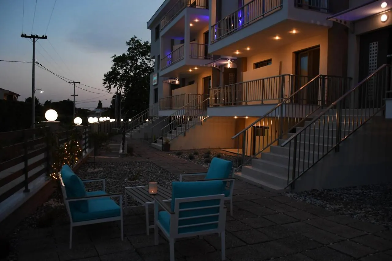 Theano Luxury Suites Nikiti Ξενοδοχείο Νικήτη