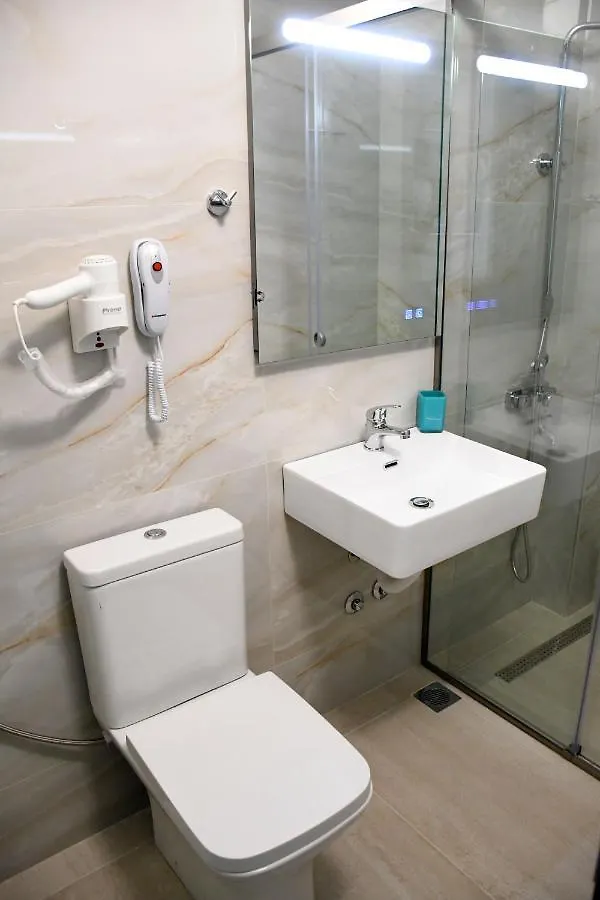 Theano Luxury Suites Nikiti 0*, Νικήτη