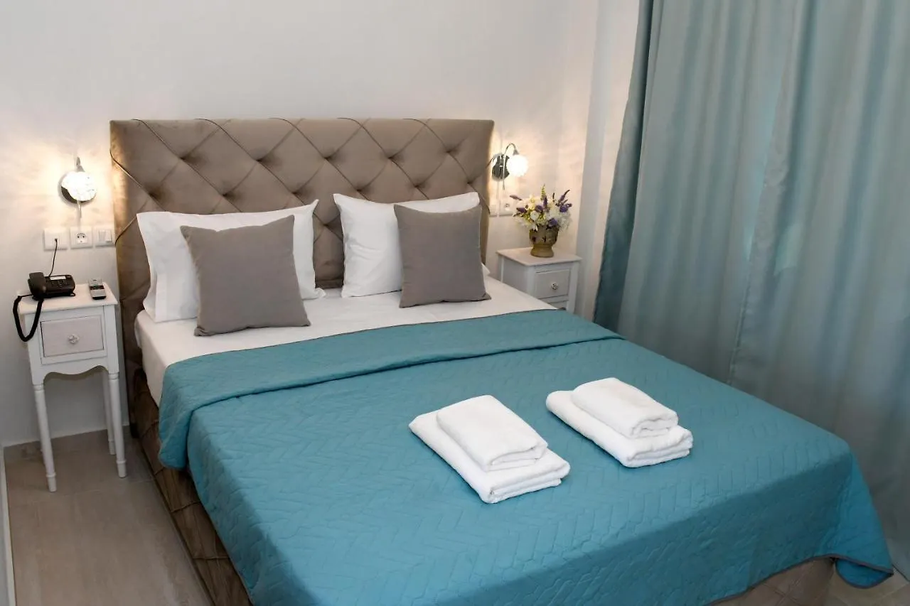 Theano Luxury Suites Nikiti Νικήτη
